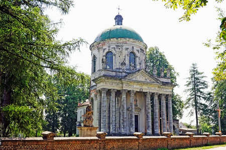 PIDHIRTSI, LVOV, UKRAINE - AUGUST 04: Roman Catholic church of the Exaltation of the Holy and St. Joseph. Pidhirtsi Castle, near Lviv, Ukraine on August 04, 2012 in Pidhirtsi, Lvov, Ukraine. Time of construction 1752-1766のeditorial素材