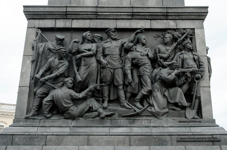 MINSK, BELARUS - AUGUST 19, 2012: A bas-relief dedicated to the events of World War II on the monument on Victory Squareのeditorial素材