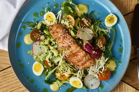 Vegetable salad with salmonの写真素材