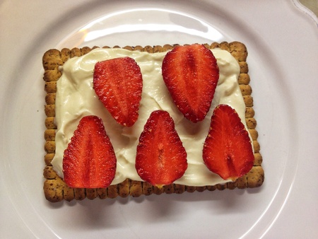 Cookie, cream and strawberryの素材