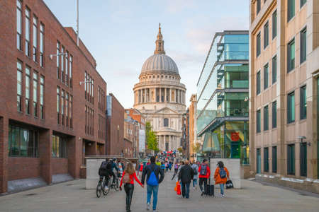 London - October 2019: Peters Hill, view of St. Pauls Cathedralのeditorial素材