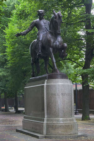 Paul Revere statue on the Paul Revere Mall, Boston, Massachussets, United Statesの写真素材