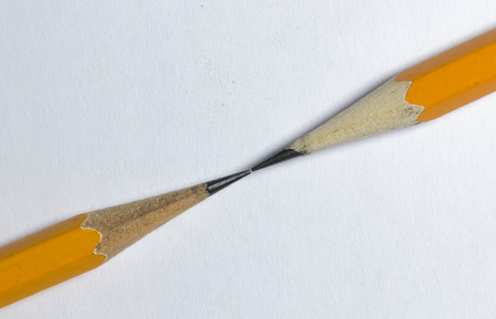 A group of pencils isolated on white. The pencils tips are nearly touching each other.
This is a macro image.の写真素材