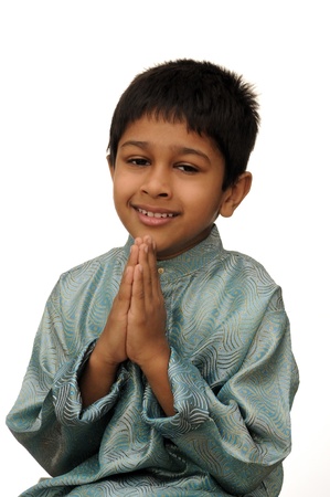 An hanbdsome young Indian child smiling for you
の写真素材