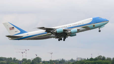 Warsaw, Poland - June 4, 2014: Air Force One with president of the United States Barack Obama departing from Warsaw Chopin Airportのeditorial素材