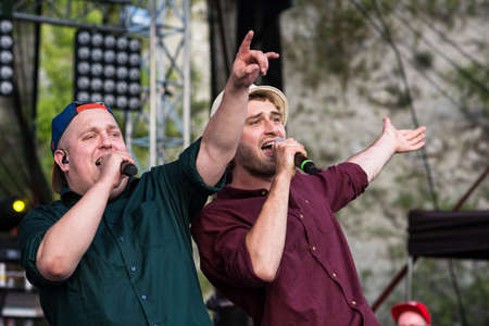 Kazimierz Dolny, Poland - July 8, 2016: Chonabibe concert during summer music and lifestyle festival Kazimiernikejszynのeditorial素材