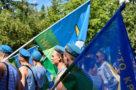 TOMSK, RUSSIA - AUGUST 2, 2016:Former military personnel mark holiday - the Day of Airborne Troopsのeditorial素材