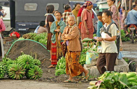 The busy traditional banana market in Karanganyar, Central Java, Indonesia. Photo taken: September 19th, 2003.のeditorial素材