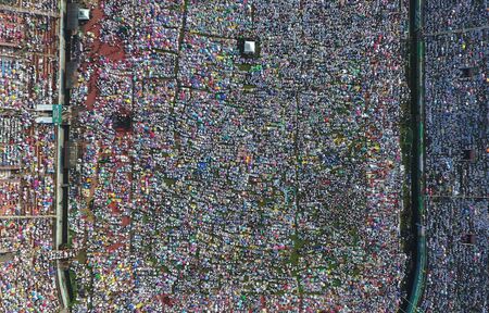 Human millions of followers largest organization in Indonesia, Nahdlatul Ulama (NU) follows the...