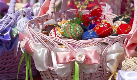 Easter basket with eggsの写真素材