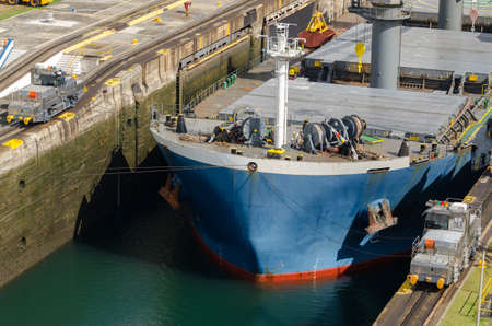 Passing ships in the Panama Canalのeditorial素材