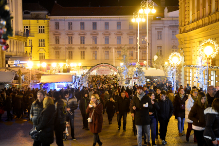 ZAGREB, CROATIA - DECEMBER 26., 2017: Christmas decorated town of Zagreb during advent and holidays in December.のeditorial素材