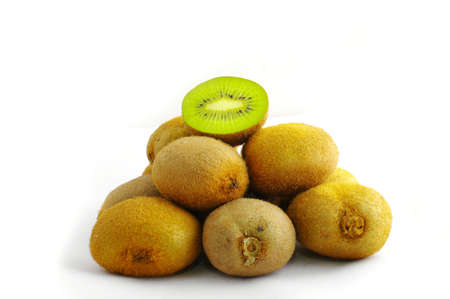 some kiwi on white background. One half of kiwi in the head of heap.
の写真素材