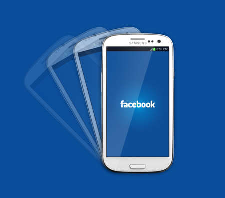 Johor, Malaysia - Jan 1, 2014: Photo of Facebook on smartphone screen. As of today, Facebook is the largest social media network on the web, Jan 1, 2014 in Johor, Malaysia.のeditorial素材