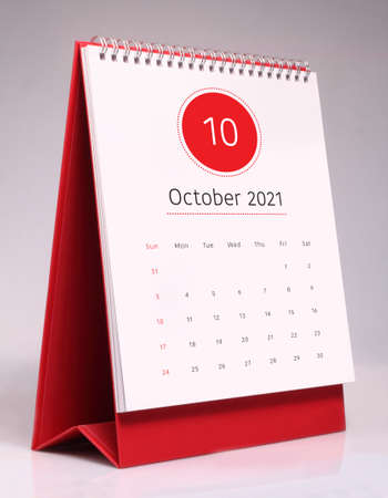 Simple desk calendar for October 2021の写真素材