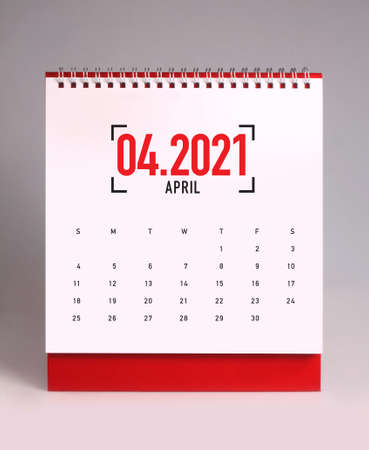 Simple desk calendar for April 2021の写真素材