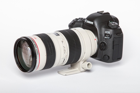 Canon 5D Mark IV camera, 30.4MP CMOS full-frame sensor with Dual Pixel AF and 4K videoのeditorial素材