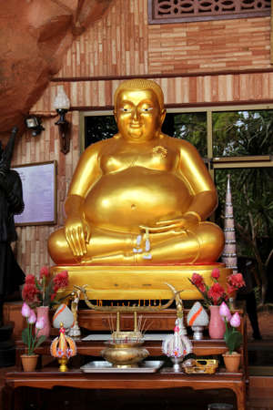 buddha statue in templeの写真素材