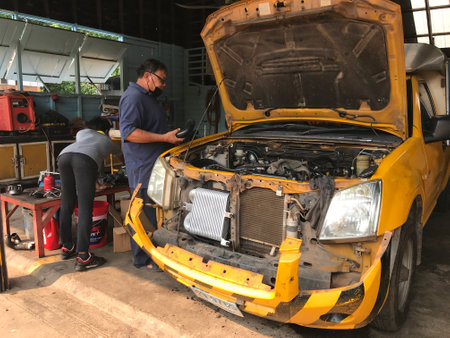 The car has an accident to be repaired.のeditorial素材