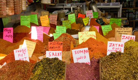 TEL AVIV - OCT. 11, 2017: Spices stand with fresh spices at the busy Carmel Market in Tel Aviv, Israel on the eve of Sukkotのeditorial素材