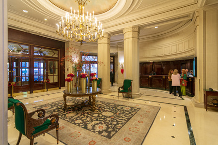 PARIS - SEPT 24, 2018: Lobby of the famous Intercontinental Le Grand Hotel, Parisのeditorial素材