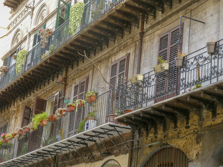 walking trough streets of Palermoのeditorial素材