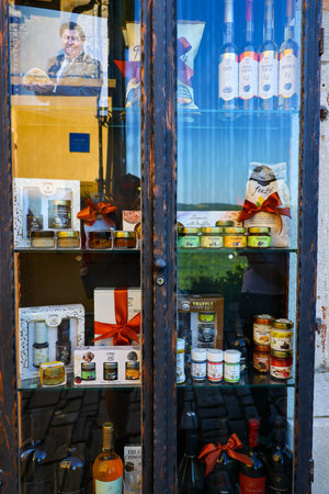 Shop window with bottles of wine.の写真素材
