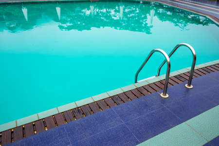 Edge poolの写真素材