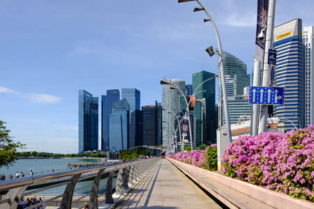 Singapore-13 APR 2019:Singapore Central Business District,The city located between the Singapore River, Marina Bay and Chinatownのeditorial素材