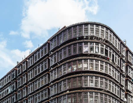 CHINA HUNAN CHANGSHA city - JUL 8 2017: Chinese traditional building facade in blue skyのeditorial素材