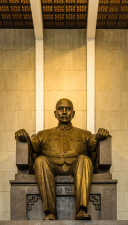 Taiwan,Taipei-01 SEP 2017:sun yat sen figure in Memorial Hallのeditorial素材