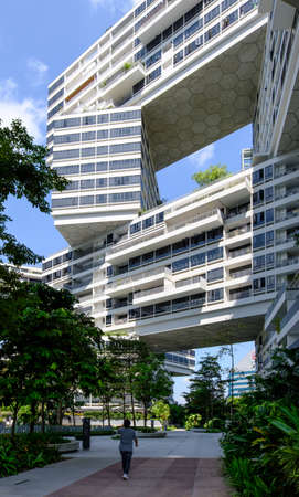 Singapore - DEC 28 2018: The Interlace Condominium building facade in Singaporeのeditorial素材