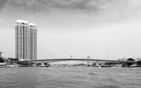 Bangkok, Thailand - 31 MAR 2018: Somdet Phra Pinklao Bridge in Bangkok Thailand from Ferryboatのeditorial素材
