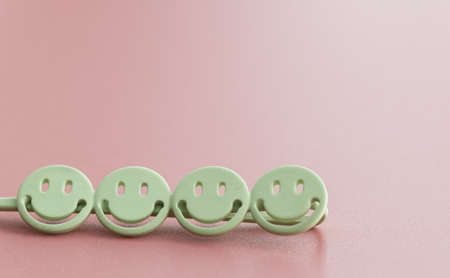 Fashion Smiley Face Hairpin Hair Clip Women Barretteの写真素材