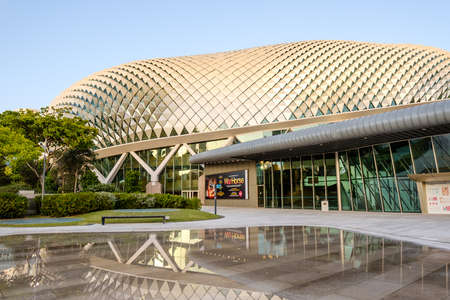 Singapore-26 FEB 2020: The Esplanade Opera building. Know locally as the Hedgehog or Durian because of shape.のeditorial素材