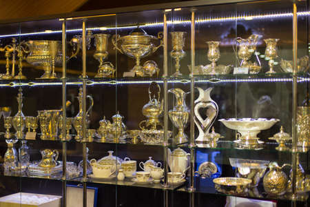 antique silver cup in the storeのeditorial素材