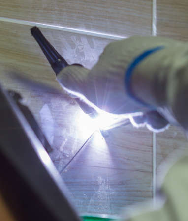 work with argon welding