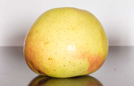 apples on the tableの写真素材