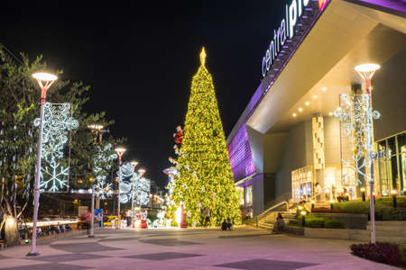 Lampang, Thailand - 31 December 2014: Central Plaza the most famous shopping mall in Lampang decorate the building for Christmas and New Year festival 2015 on December 31, 2014 at Lampang, Thailand.のeditorial素材