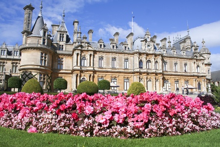 Waddesdon Manor built on a hill overlooking the village in buckinghamshire england, built by the Rothschilds in the style of a French chÃ¢teau between 1874 and 1889のeditorial素材