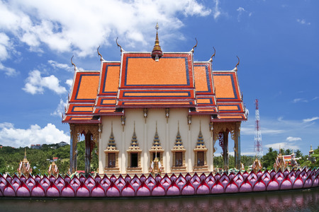 temple of the big buddha in ko samui thailand one of the main tourist attractions on the islandの写真素材