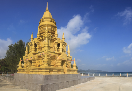 Laem Sor Pagoda Small, golden pagoda with ornate details in a serene oceanfront setting in Taling Ngam, Ko Samuiの写真素材