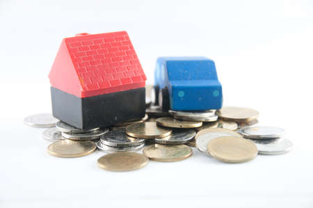 car and home on the top moneyの写真素材