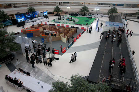 Thailand Robot Championship 2012 Final Round 12-14 December 2012  The Government Complex, Rathaprasart Phakdee Building, 2nd floor -- The contest is being organized by the SCG, the Thai Robotics Society, Mahidol University, and the Office of Vocational Edのeditorial素材
