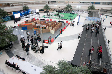 Thailand Robot Championship 2012 Final Round 12-14 December 2012  The Government Complex, Rathaprasart Phakdee Building, 2nd floor -- The contest is being organized by the SCG, the Thai Robotics Society, Mahidol University, and the Office of Vocational Edのeditorial素材