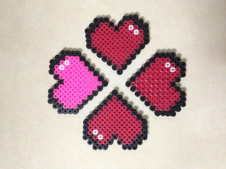 Four heart shapesの素材