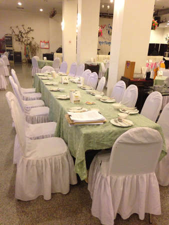 Meeting in table dinner の素材