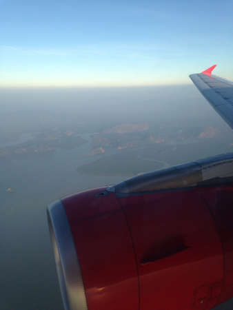 Airplane on skyの素材
