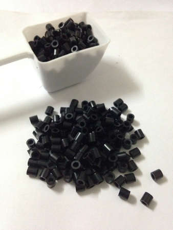 Black Plastic pieces- plastic bitの素材