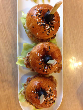 Mini burgers with beefの素材